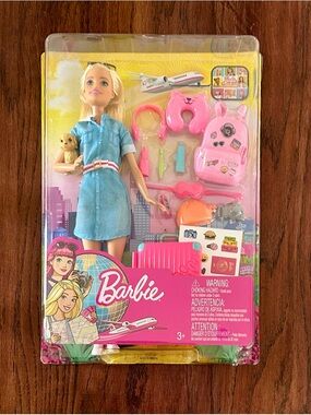 Barbie Dreamhouse Adventures Travel Doll Set w/ Accessories NIB Mattel